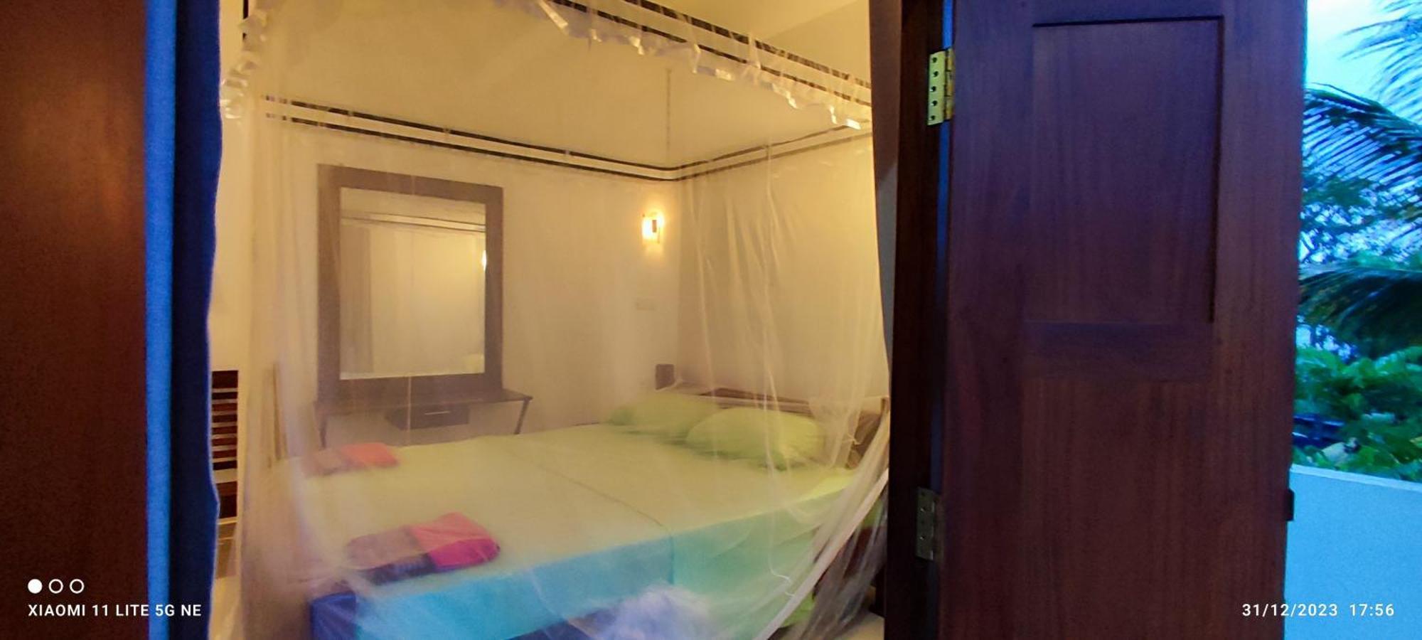 Villa Tanzanite Hikkaduwa Eksteriør bilde